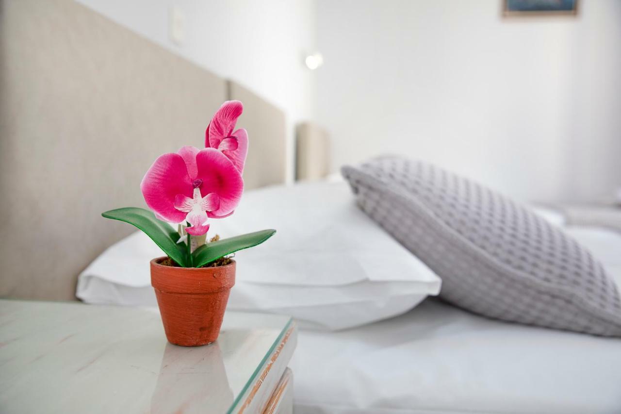Lalos Rooms Páros Zewnętrze zdjęcie